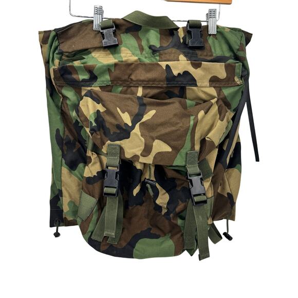 US Army Backpack Combat Field Green Woodland Camo Patrol 8465-01-287-8128 - Picture 1 of 11